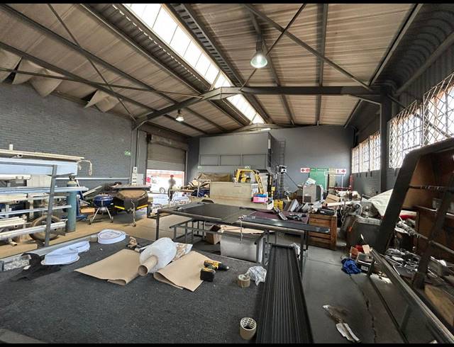 486M² WAREHOUSE TO LET IN SPARTAN